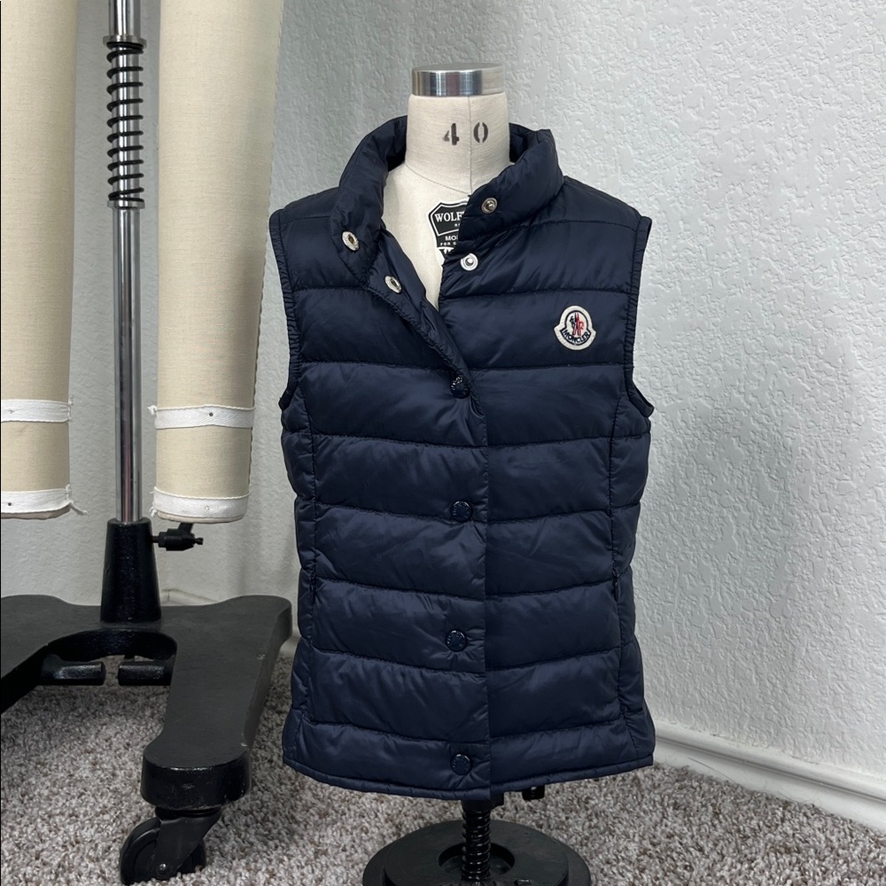 Moncler Liane Packable Down Vest Quilted Polo Zipper Snap Front High Collar Neck